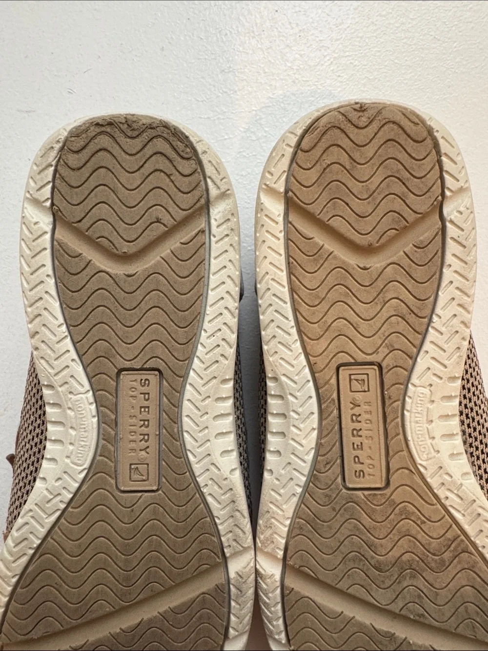 Sperry Kids Boat Shoes in Tan and Cream